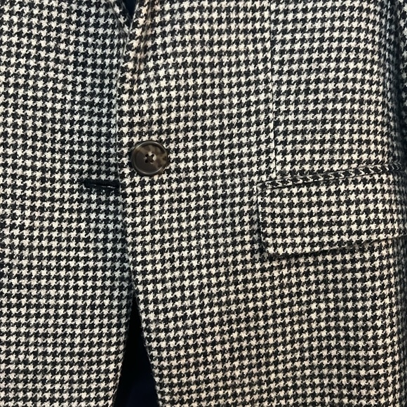 J Crew regent blazer in houndstooth. Perfect condition. No signs of wear. - Picture 4 of 8